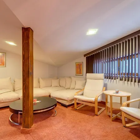 Lejlighedshotel The Castle Complex Pamporovo