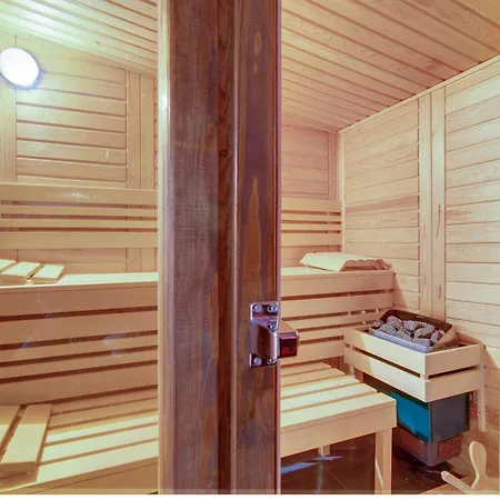 Lejlighedshotel The Castle Complex