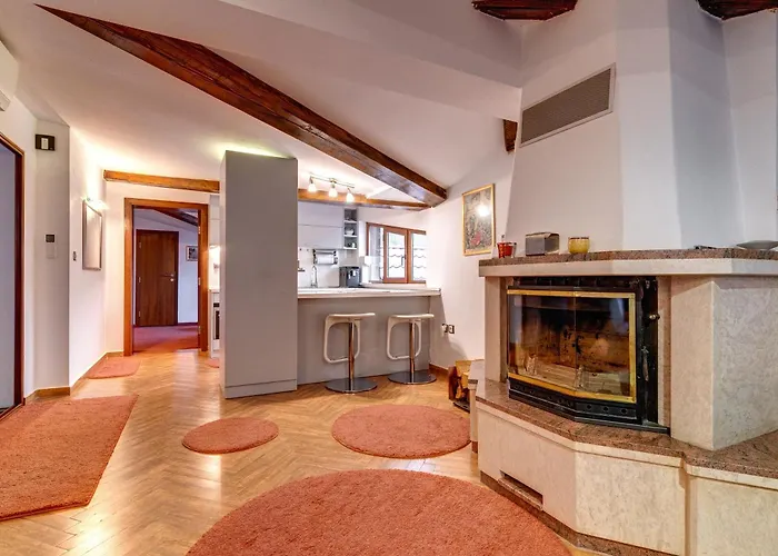 The Castle Complex Apart-hotel