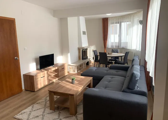 The Castle Complex 3*