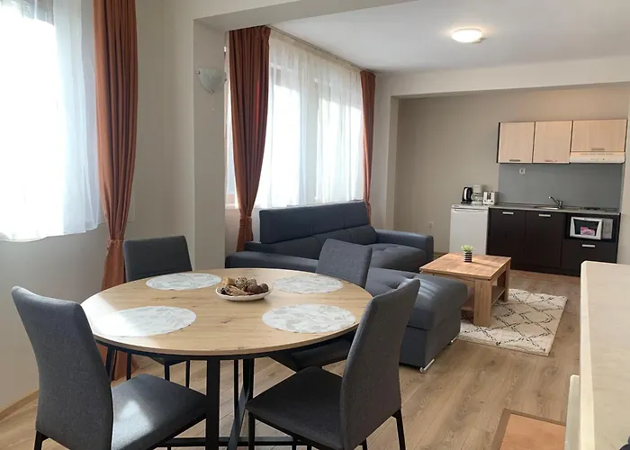 The Castle Complex Apart-hotel Pamporovo