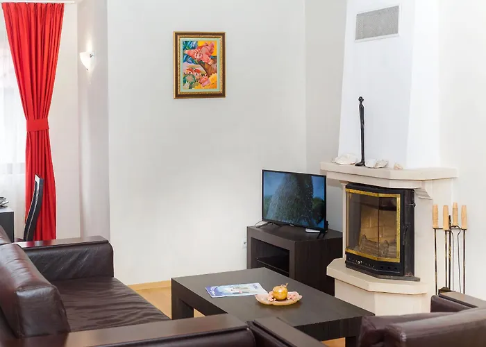 The Castle Complex Apart-hotel